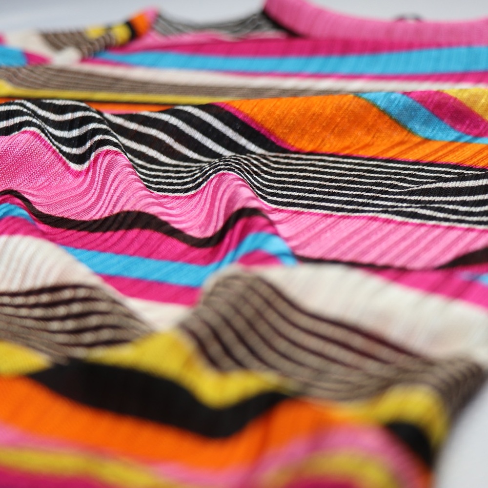 Fuchsia MultiColor Top - Picture 4 of 6